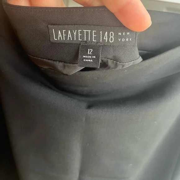 LAFAYETTE 148 New York $298 Black Virgin Wool Classic Pencil Skirt Size 12 EUC - Picture 4 of 7